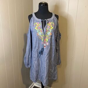 Macbeth Collection by Margaret Josephs Women’s Small Cold Shoulder Embroidered